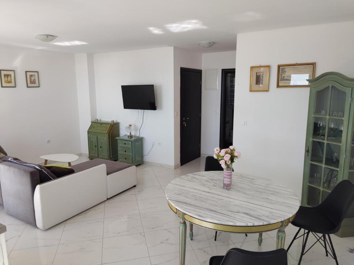Marija Max Apartman Makarska